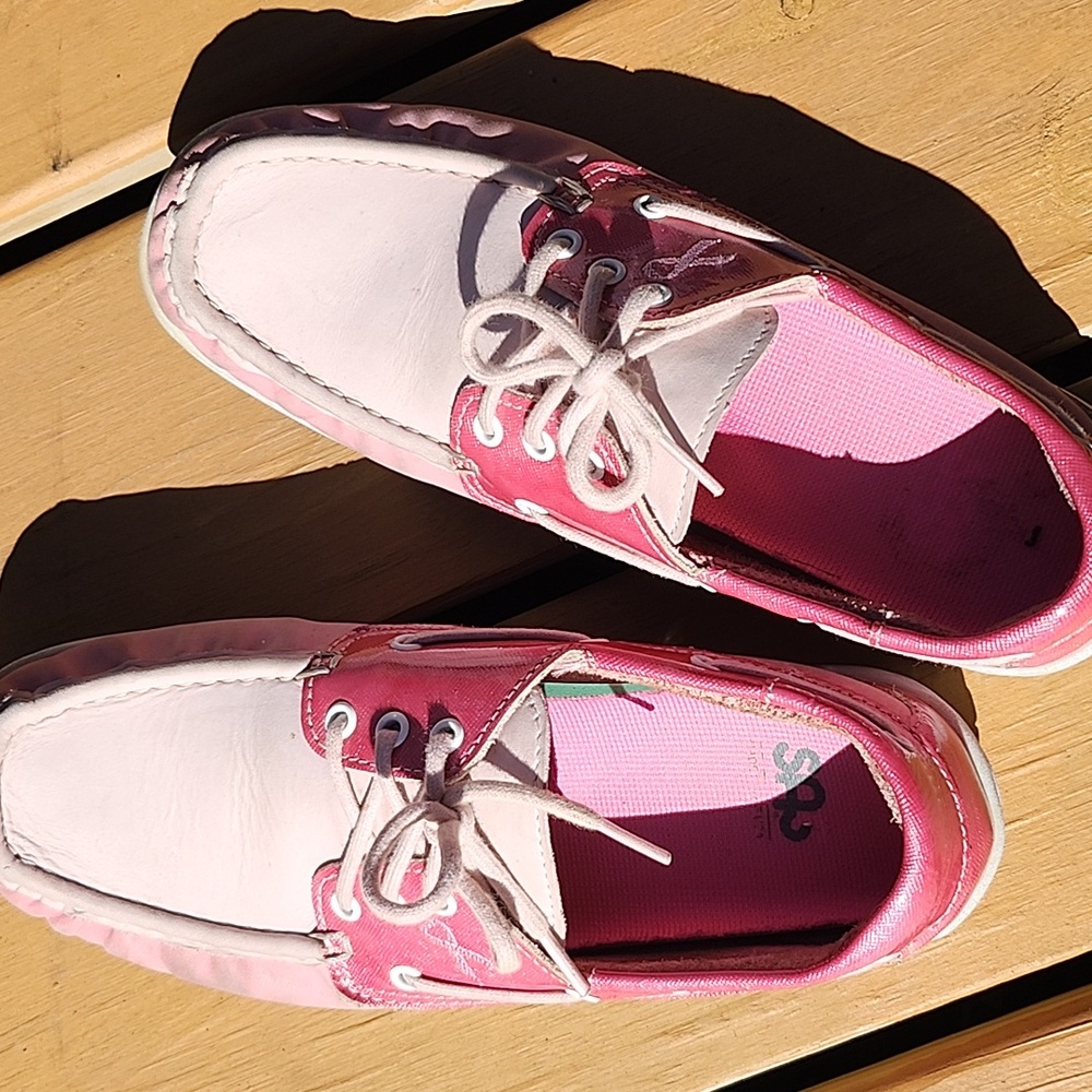 SAS Catalina bubblegum 9M